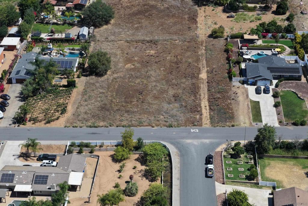 14444 Twin Peaks Rd Property Photo 31