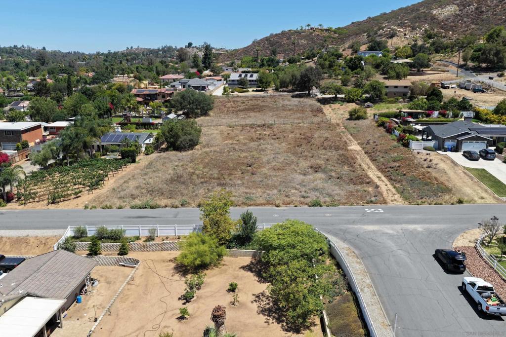 14444 Twin Peaks Rd Property Photo 40