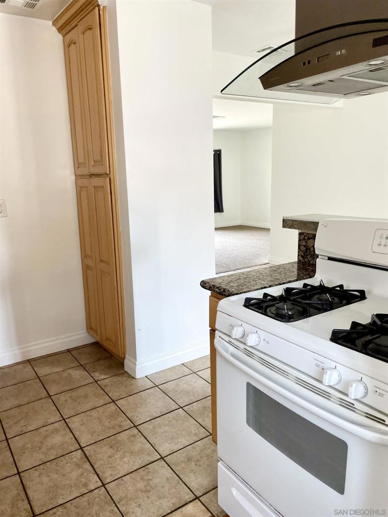 834 Maria Ave. Property Photo 14