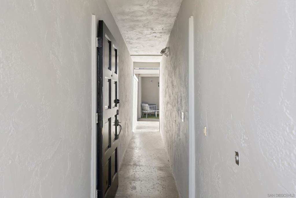 3118 Via De Caballo Property Photo 3