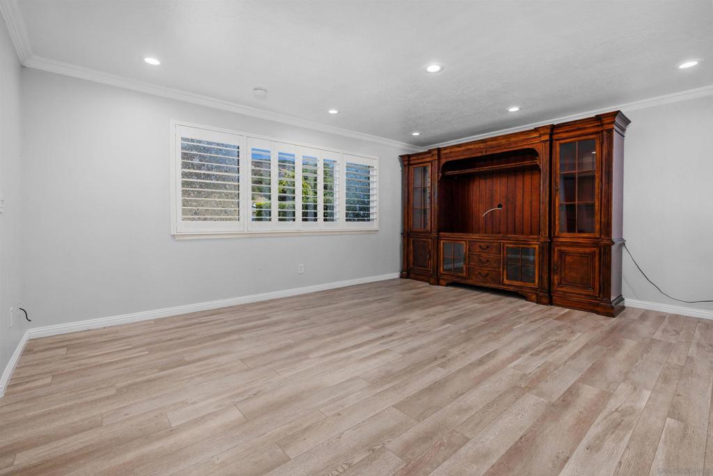 7376 Melotte St Property Photo 6