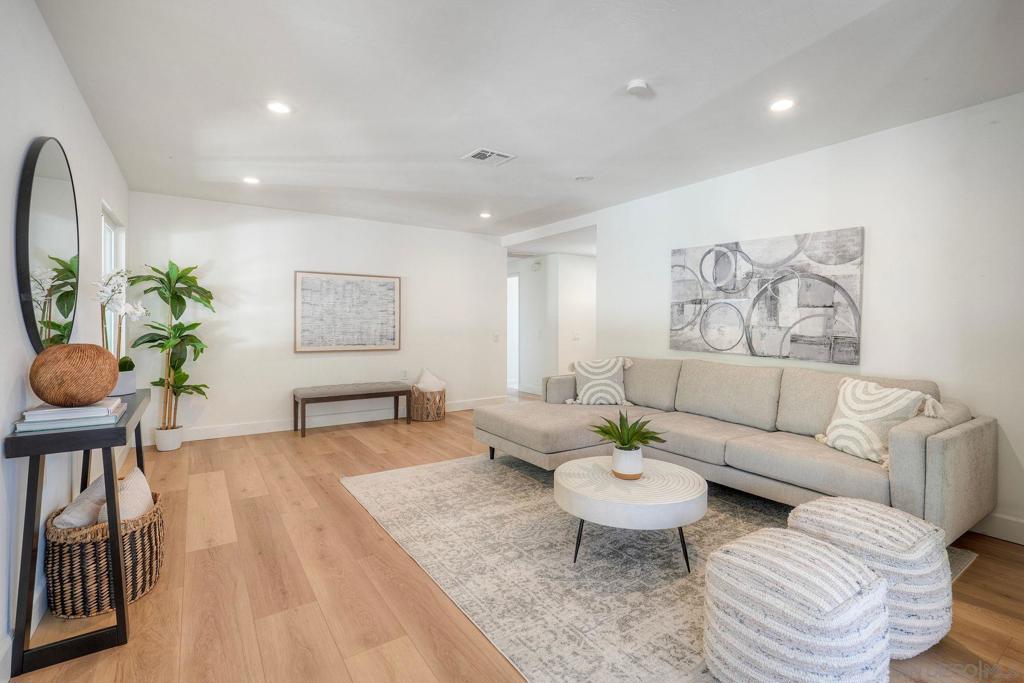 16719 Diego Property Photo 7