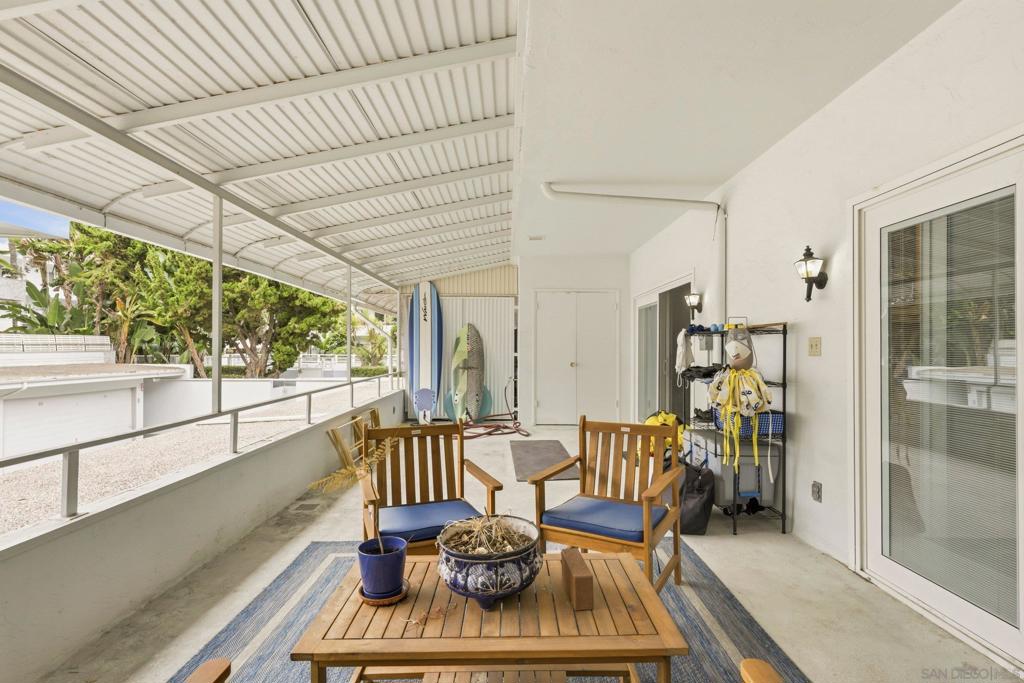 2364 Torrey Pines Rd. Property Photo 22