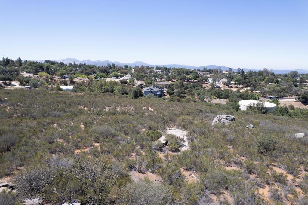 Victoria Drive Property Photo 13