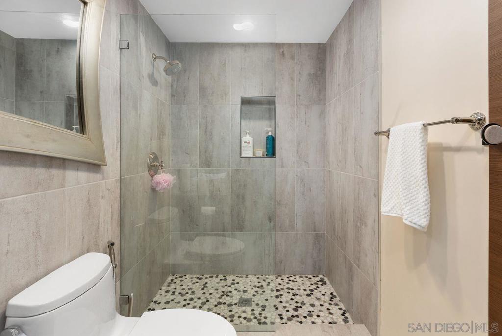 5441 Curie Way Property Photo 13