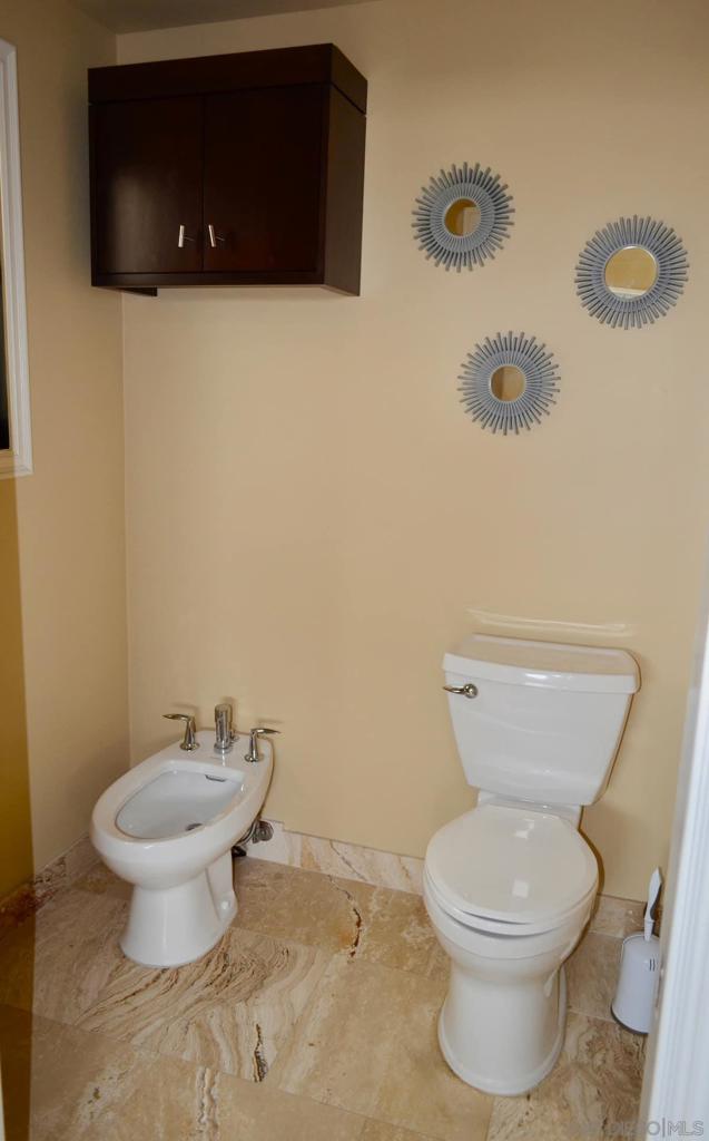 1235 Neptune Ave Property Photo 27