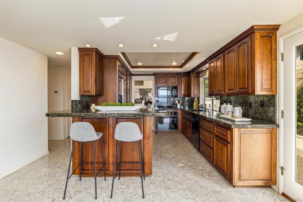 13286 Ocean Vista Rd Property Photo 17