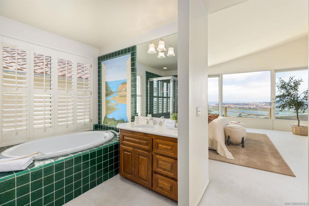 13286 Ocean Vista Rd Property Photo 34