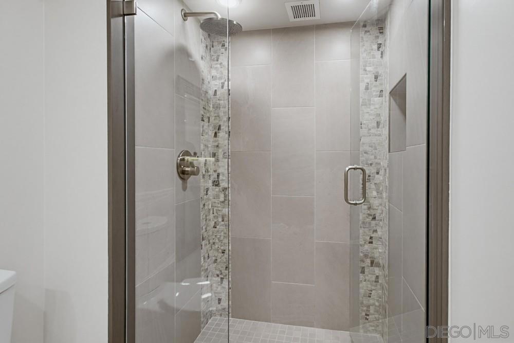 500 W Harbor 905 Property Photo 27