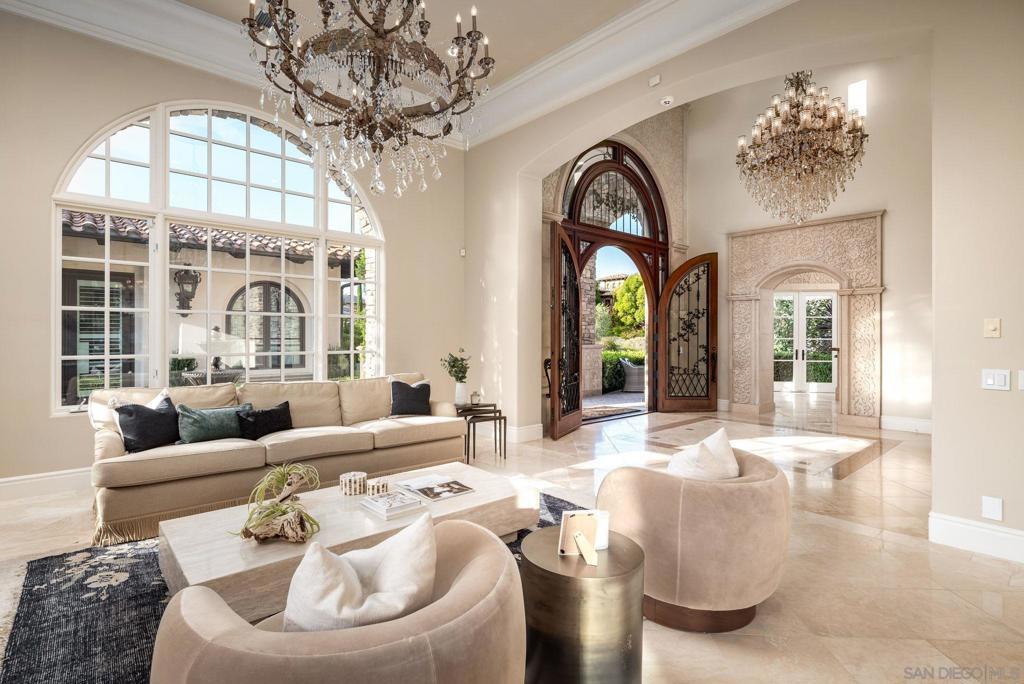 6615 Calle Ponte Bella Property Photo 3