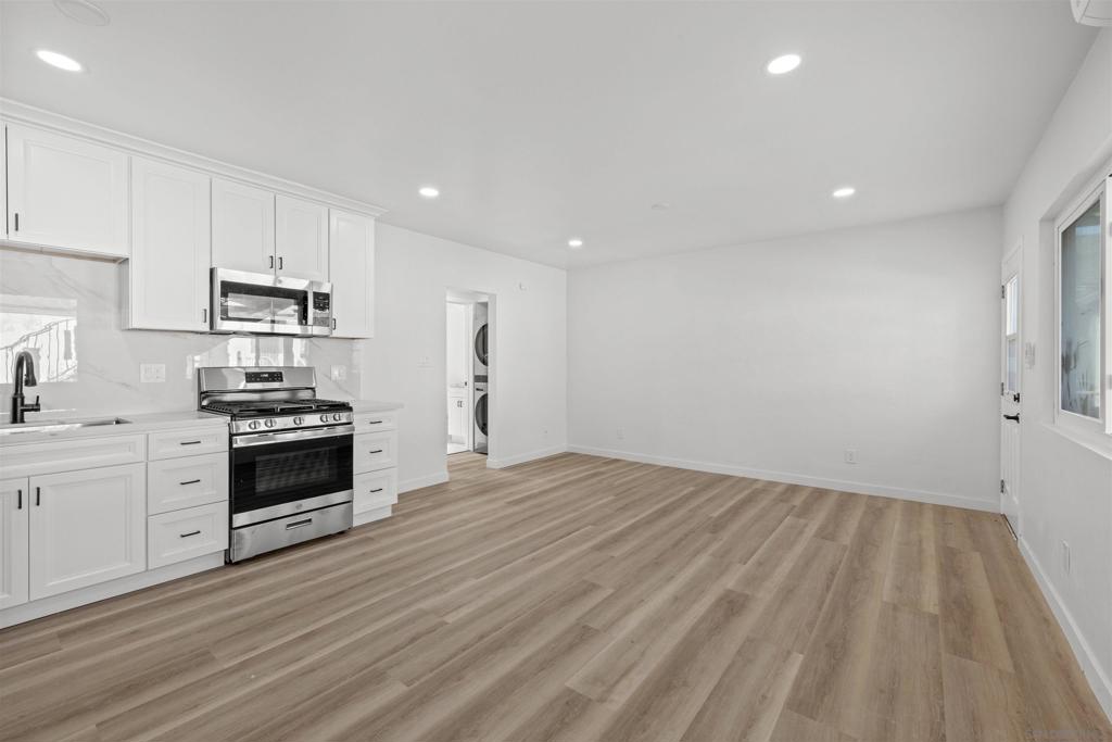 4471 Louisiana St Property Photo 8