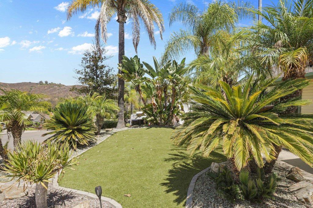 12651 Ridgeton Property Photo 4