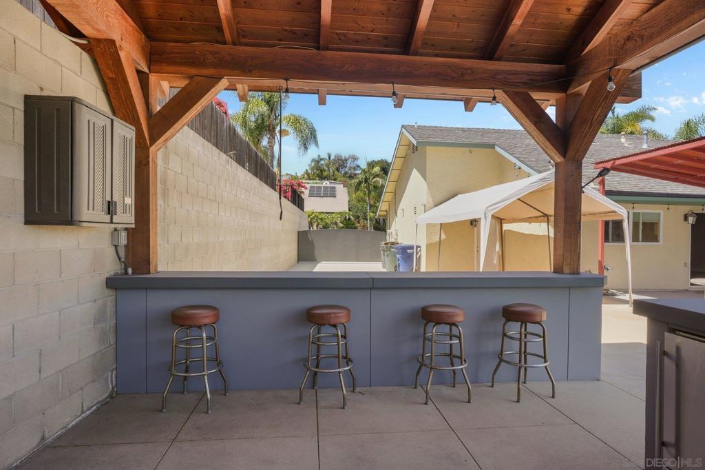 12651 Ridgeton Property Photo 8