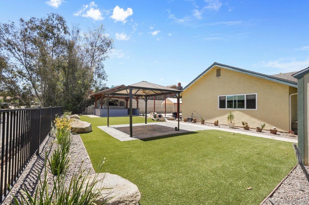 12651 Ridgeton Property Photo 11