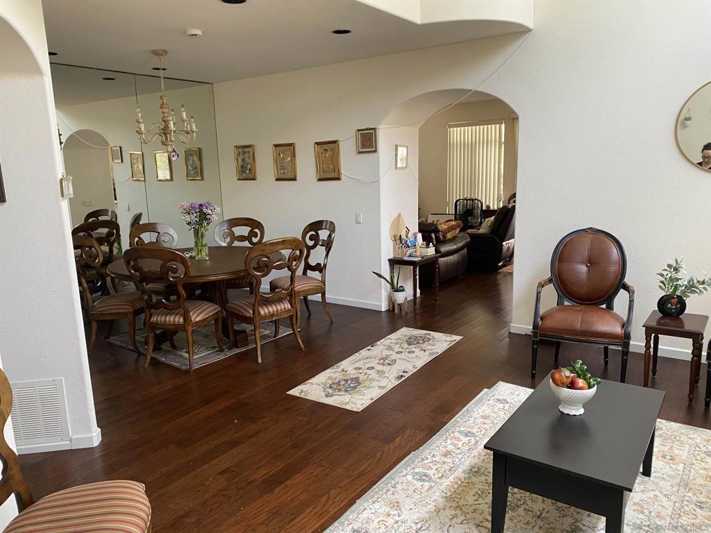 4534 Da Vinci St Property Photo 4