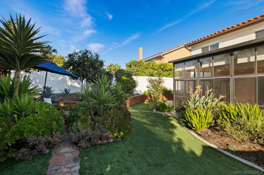 6433 La Paloma St Property Photo 34
