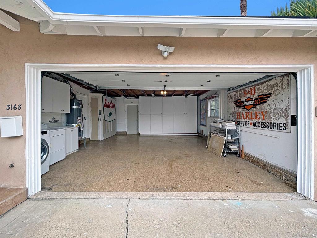 3168 Courser Ave Property Photo 4
