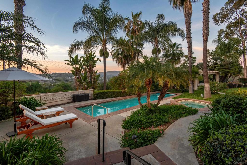 18044 Loma Alegre Property Photo 1