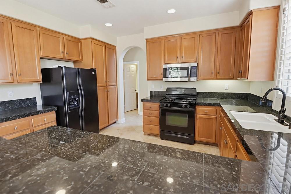 260015192SD Property Photo 37