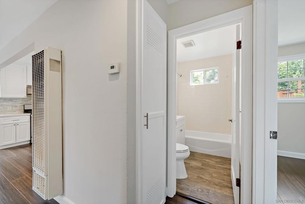 1846 1848 Woodside Rd Property Photo 29