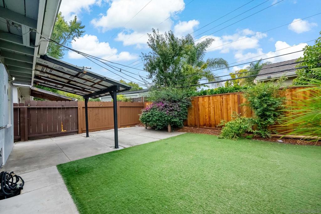 1846 1848 Woodside Rd Property Photo 32