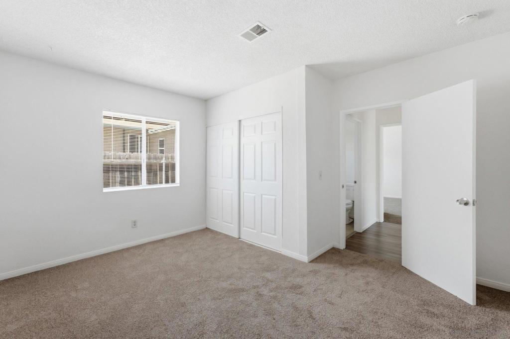 559 61st St Property Photo 22