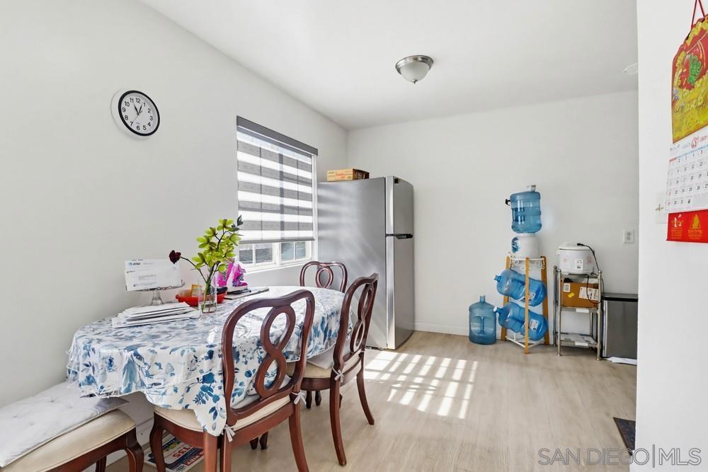 5436 Division St Property Photo 5