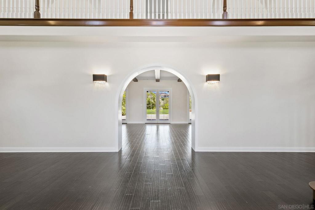 8306 The Landing Way Property Photo 8