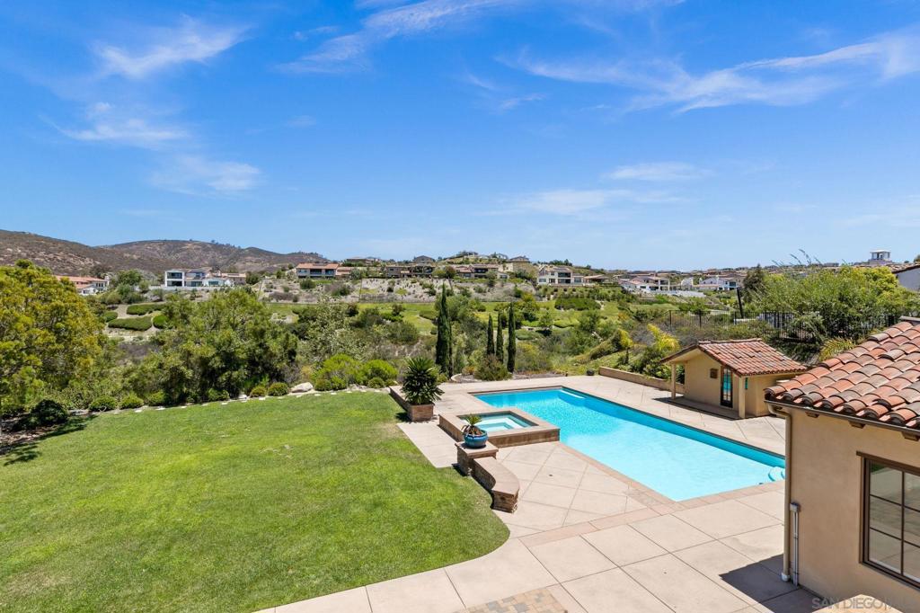 8306 The Landing Way Property Photo 15