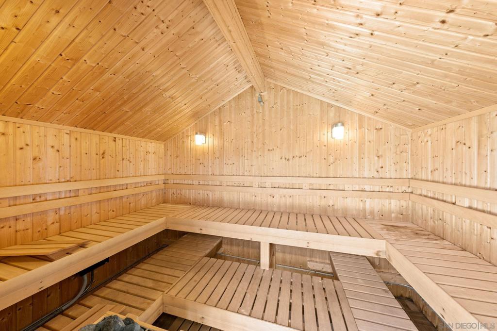 8306 The Landing Way Property Photo 19