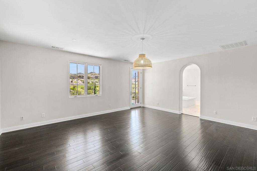 8306 The Landing Way Property Photo 41