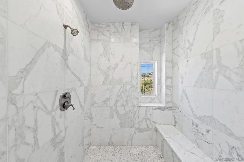 8306 The Landing Way Property Photo 44