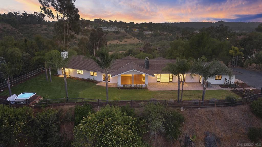16551 Zumaque Property Photo 7