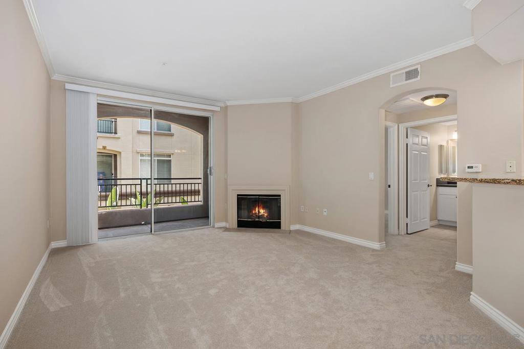 4165 Executive F304 Property Photo 4