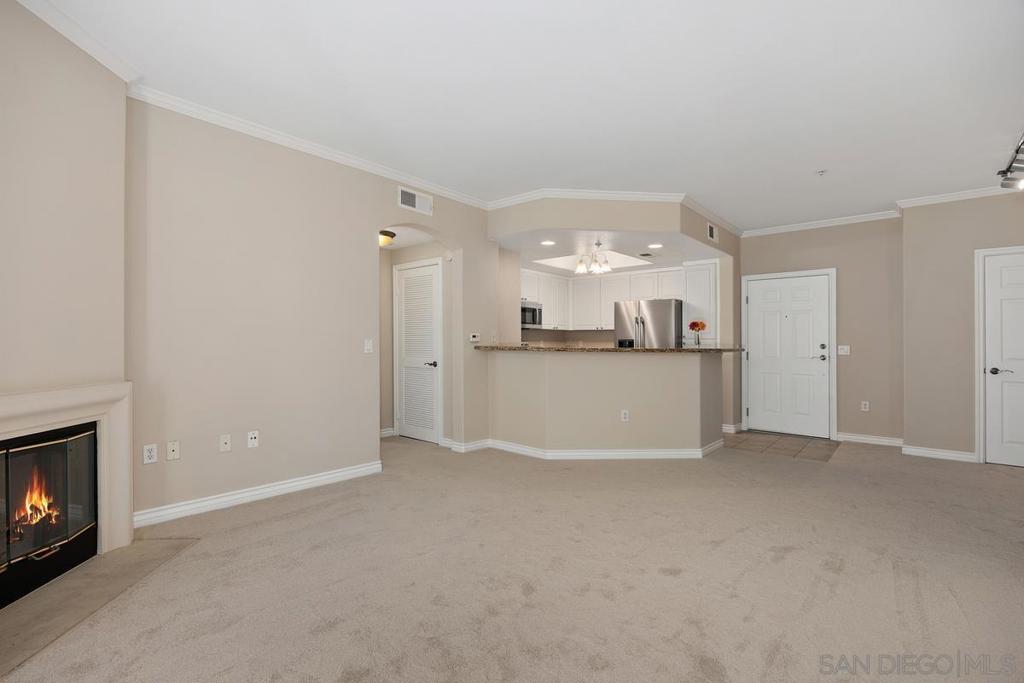 4165 Executive F304 Property Photo 6