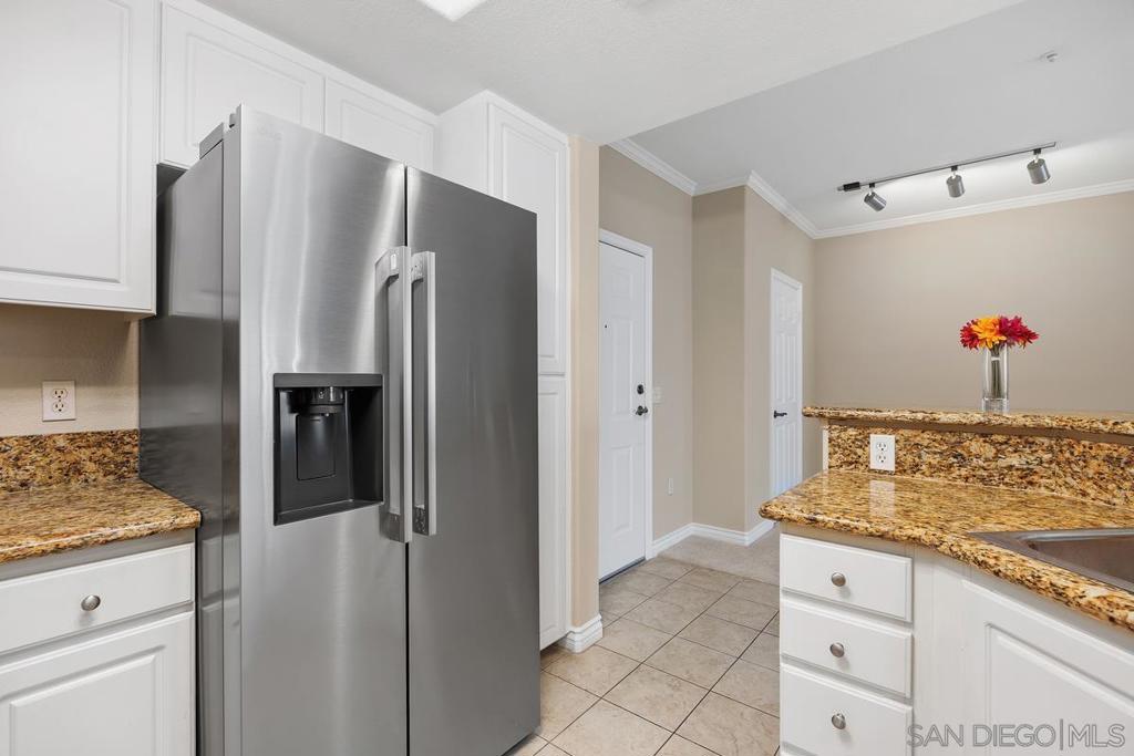 4165 Executive F304 Property Photo 8