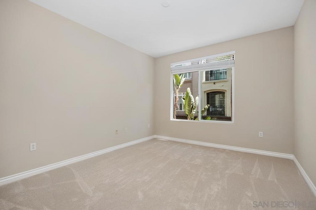 4165 Executive F304 Property Photo 11