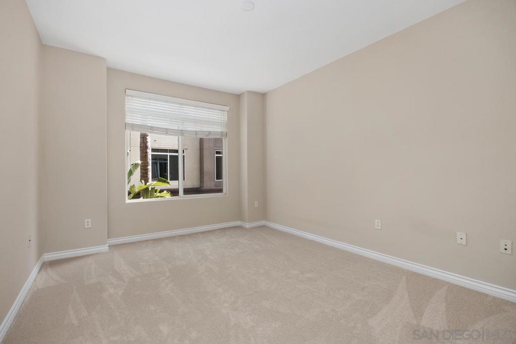 4165 Executive F304 Property Photo 12