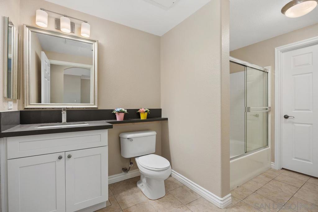 4165 Executive F304 Property Photo 15