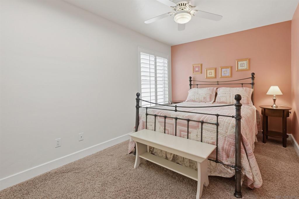 4652 Cass St Property Photo 21