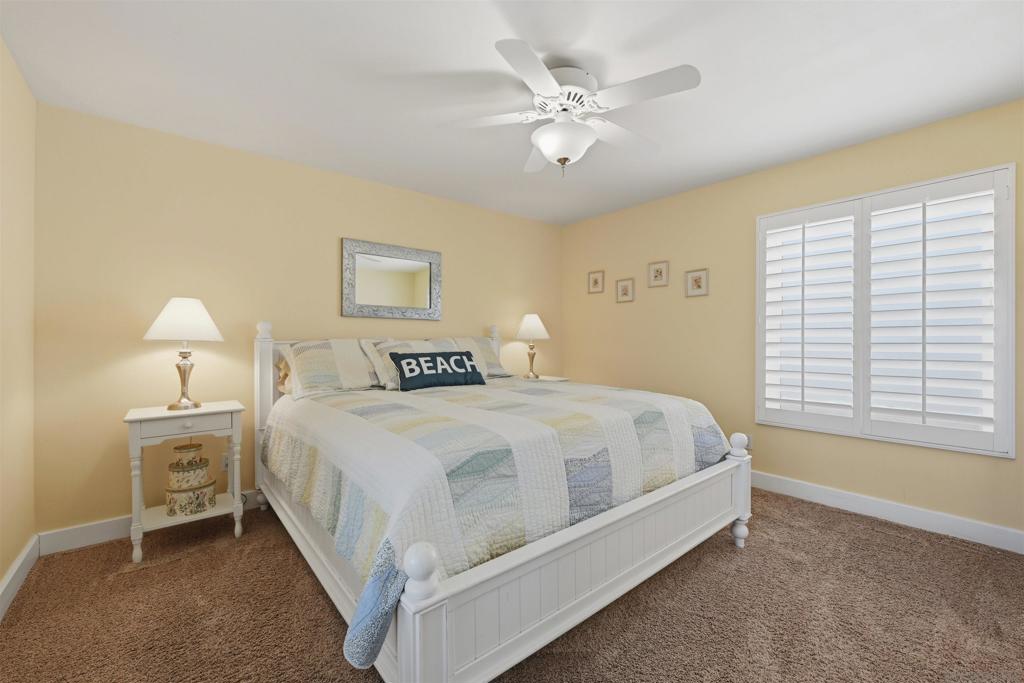 4652 Cass St Property Photo 22