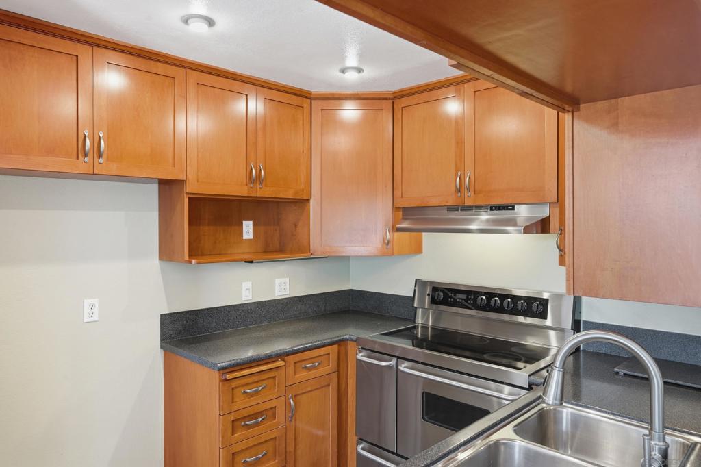 4435 Nobel Dr 2 Property Photo 16