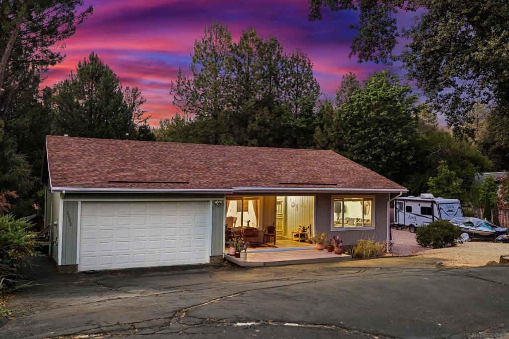 28960 Cedar Lane Property Photo 4
