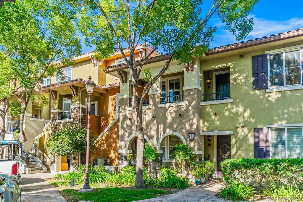 14 Via Montisi Property Photo 4