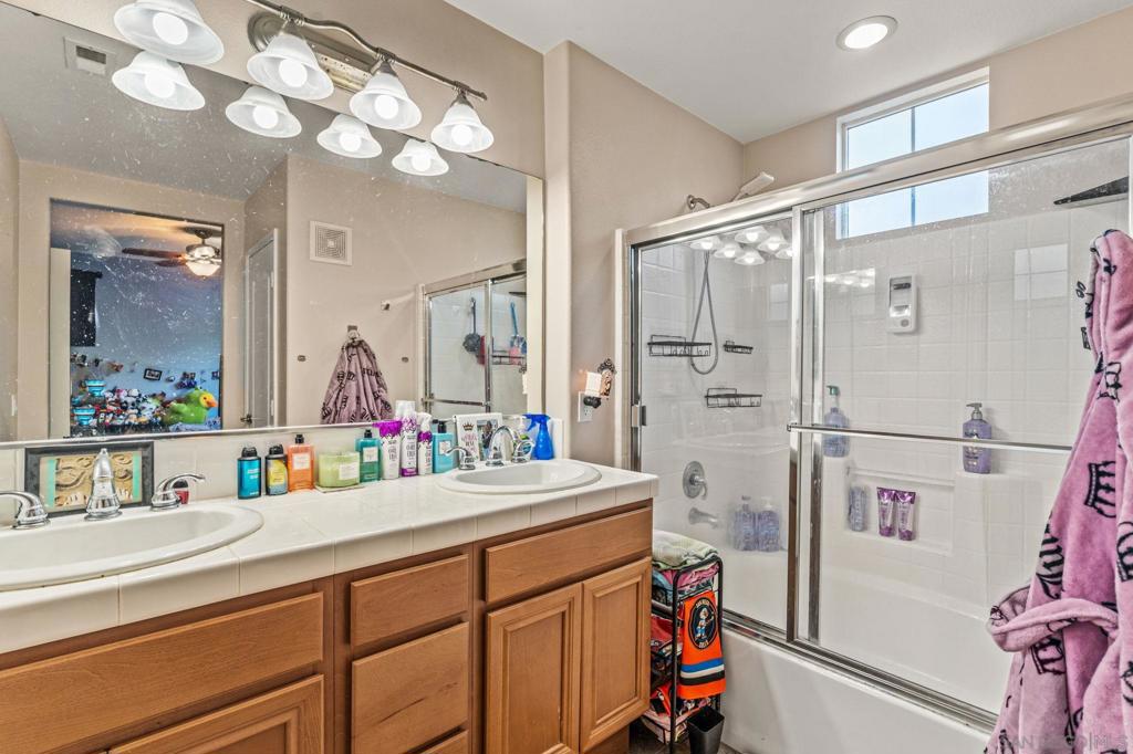 14 Via Montisi Property Photo 20