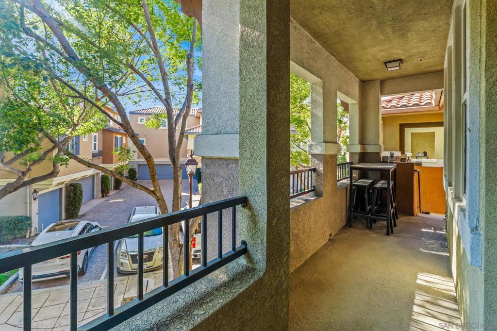 14 Via Montisi Property Photo 32