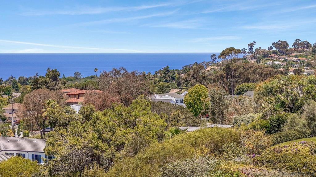 6432 Cardeno Dr Property Photo 9