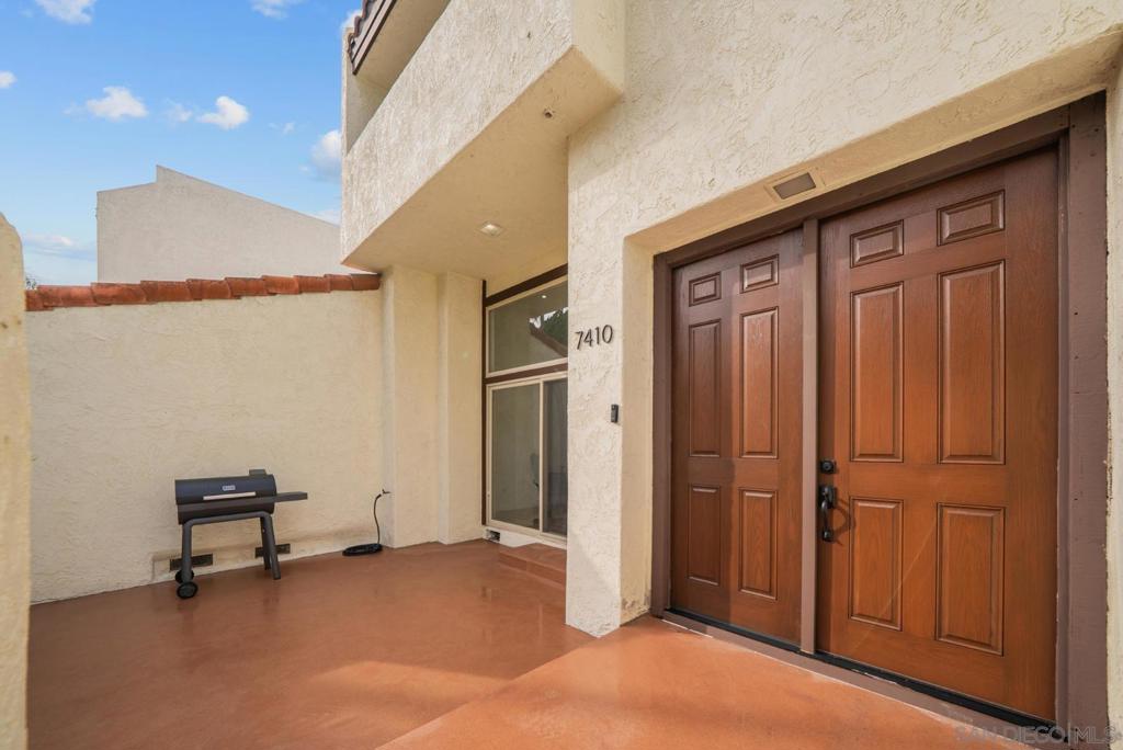 7410 Caminito Carlotta Property Photo 1