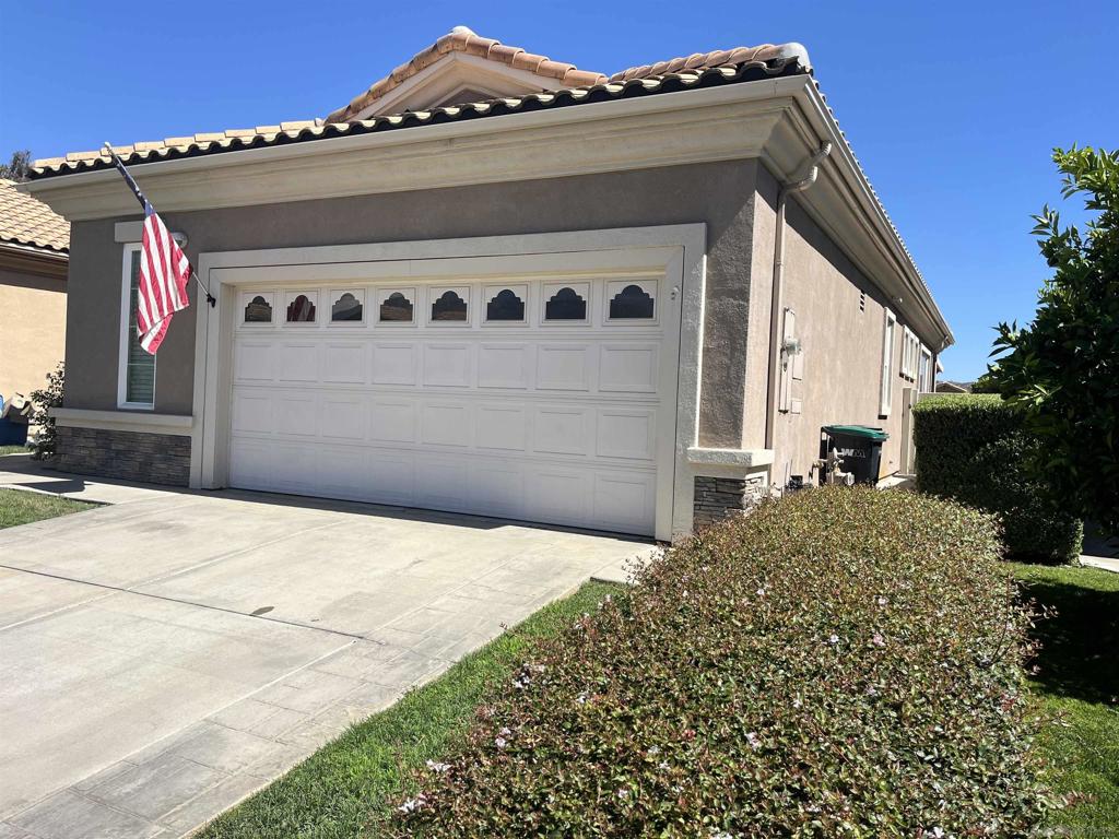 4929 Rolling Hills Avenue Property Photo 2