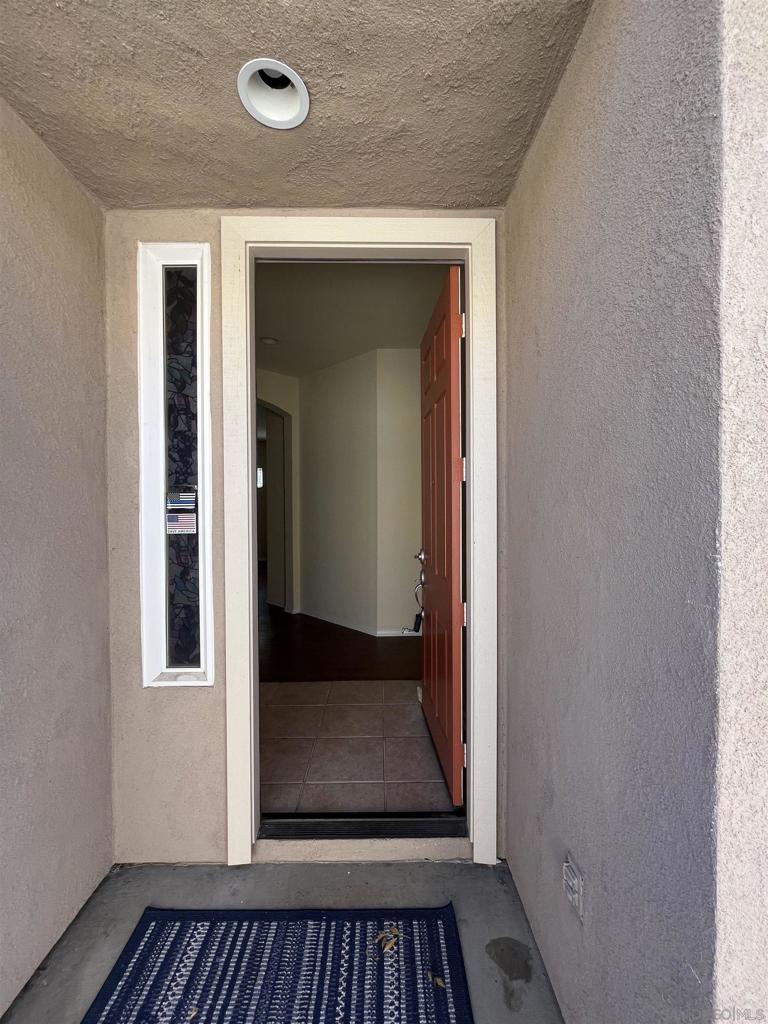 4929 Rolling Hills Avenue Property Photo 4